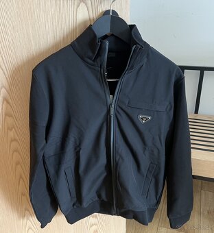 Černá mikina značky Prada - 3