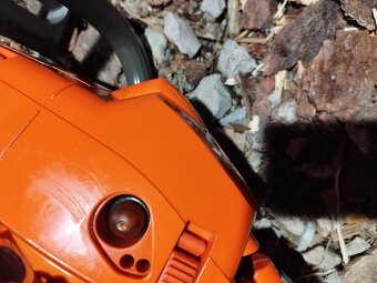 Husqvarna 346xp motorova pila zaruka - 3