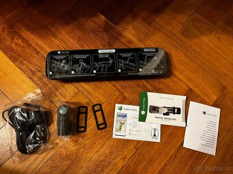 Kamera ve zpětném zrcátku Navitel - 3