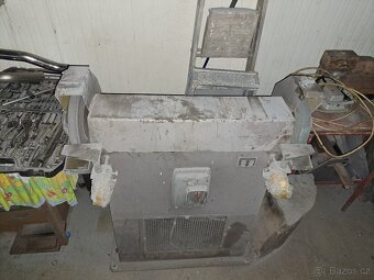 Dvoukotoučová bruska - 3