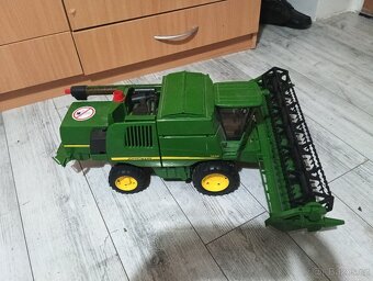 Kombajn John Deere i 670 - 3