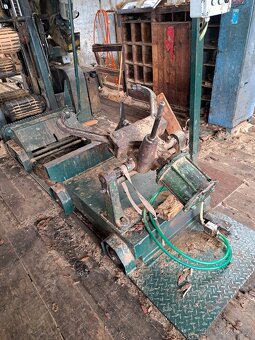 Vybavení pilnice - 3