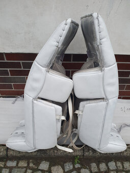 Brankarsky set VAUGHN, CCM, Bauer - betony,lapacka,vyrazecka - 3