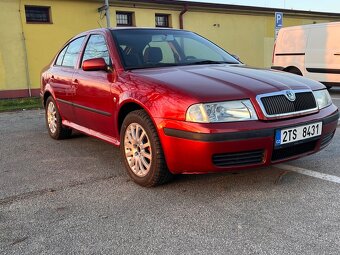 Škoda Octavia 1.8 Turbo 4x4 liftback - 3