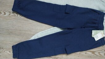 2x nové tepláky H&M, vel. 122 - 3