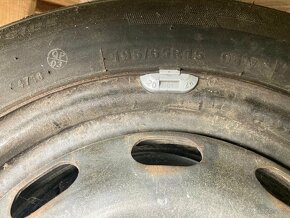 Plechové disky 15” s pneu 195/65 R15 - 3