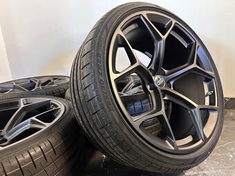 Audi RS6 RS7 r22 4K C8 Performance 4K0601025CQ - 3