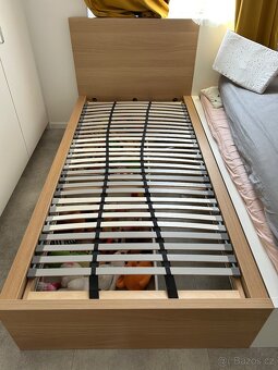 Postel IKEA MALM bíle mořená dubová dýha 90x200 - 3