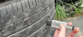 225/45 R17 letni pneu - 3