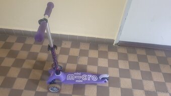 Prodám dětskou kolobezku Mini Micro - 3