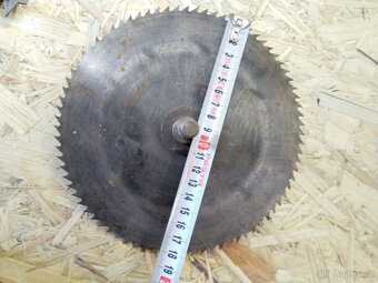 Starý pilový kotouč cca 19cm pruměr - 3