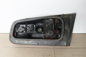 Zadní světla Renault Laguna - 3