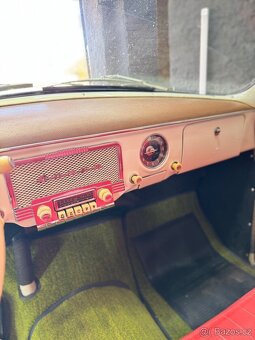 Prodám auto Volga Gaz 21 z roku 1970. Auto je v dobrém stavu - 3