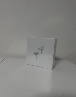AirPods - 3