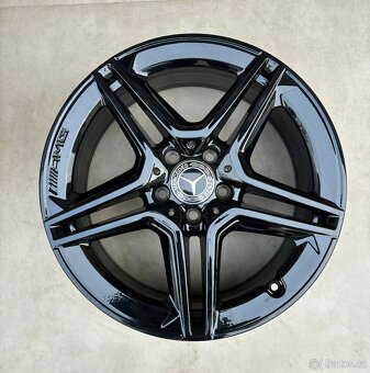 Mercedes R18 AMG z CLA A-class 7,5J x 18" Et 49 - 3