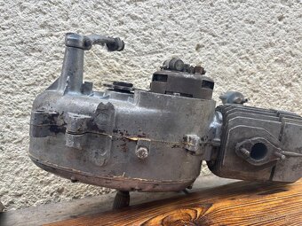Motor jawa pionyr 05 - 3