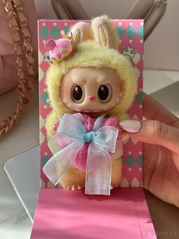 Labubu - limited edition - 3