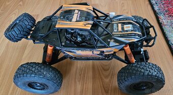 Terénní voděodolné RC auto - 3
