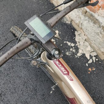 Elektrokolo SAVA s vadou motoru. Velikost L/19 - 3