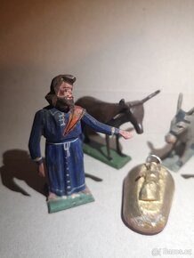 starý kralický betlém - už jen Svatá Rodina+Tři Králové - 3