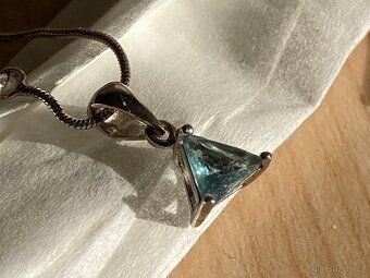 Sada Řetízek stříbro s kamínkem a náušnice - 3