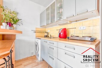 Pronájem zařízeného bytu 1+kk s lodžií, 21 m2, ul. Ostravská - 3