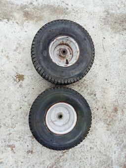 Pneu zahradní traktor MTD - 3