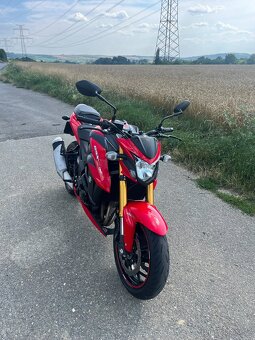 SUZUKI GSX-S750 - 3