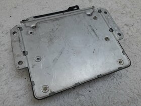 Řídící jednotka BMW e32 / e34 - 3