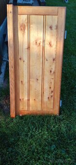 Prodám šest párů okenic.. - 3