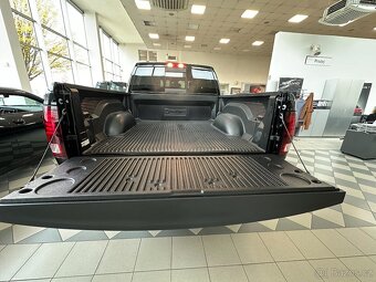 Dodge RAM 1500 classic WARLOCK 5,7hemi v8 - 3