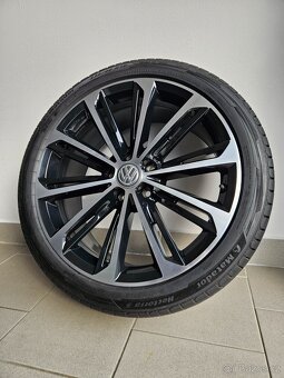 Orig. VW Verona 5x112 Letní 235/40/19 - Zánovní - 3