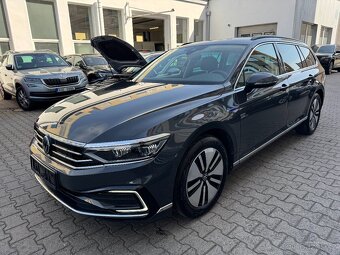 VW Passat B8 GTE 1.4 eTSI 160kW DSG Tažné Matrix Kamera Navi - 3
