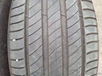 235/55/18 Michelin Letní 6 mm - 3