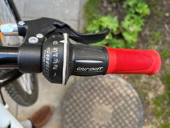 Dětské horské kolo 24" Rockrider 300 - 3