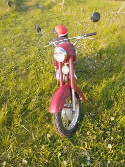 Jawa Kývačka 250 - 3