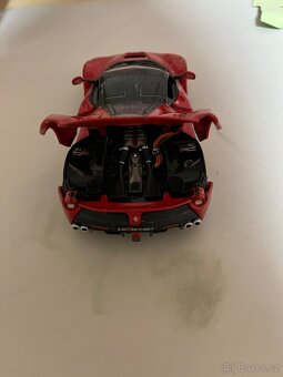 Model auta Ferrari LaFerrari F70 - 3