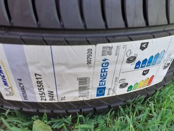 Letní penu Michelin Primacy 4 - 215/55R17 94W - 3