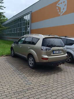 Mitsubishi Outlander 2.0 diesel - 3