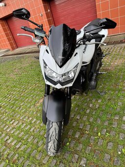 Kawasaki Z750R - 3