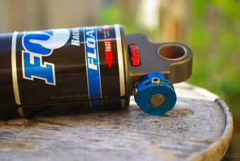retro a raritni tlumic Fox Float RL+dalkove z riditek - 3