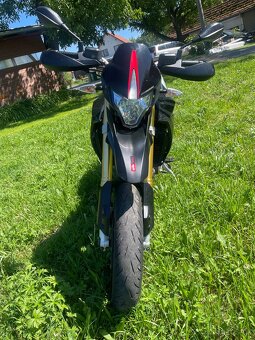 Aprilia Dorsoduro 750 - 3