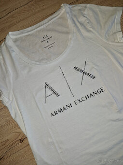Nové tričko s kamínky ARMANI EXCHANGE vel.S - 3