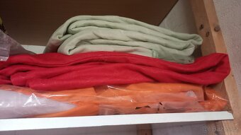 Deky,záclony,povlečení,přehozy,ložní povlečení,závěsy,polštá - 3