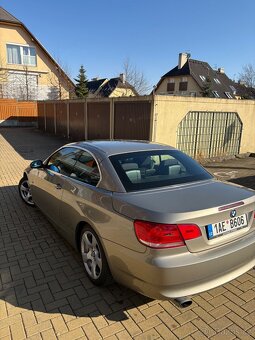 BMW 320i Coupé (E92), Kabriole - 3