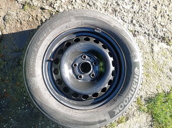 Sada zimní 195/65/15 Octavia 2. - 3