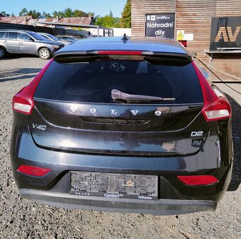 Volvo V40 D2 84kw - Náhradní díly - 3