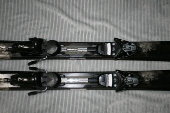 velmi pekné dámske lyže Elan 146 cm - 3