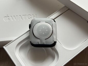 Apple Watch Series 9 45mm Midnight - Nové  - 3