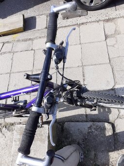 Prodám horské kolo trekové kolo Favorit dětské kolo - 3